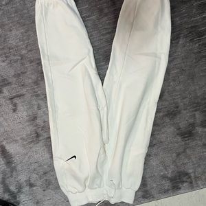 White Nike sweatpants